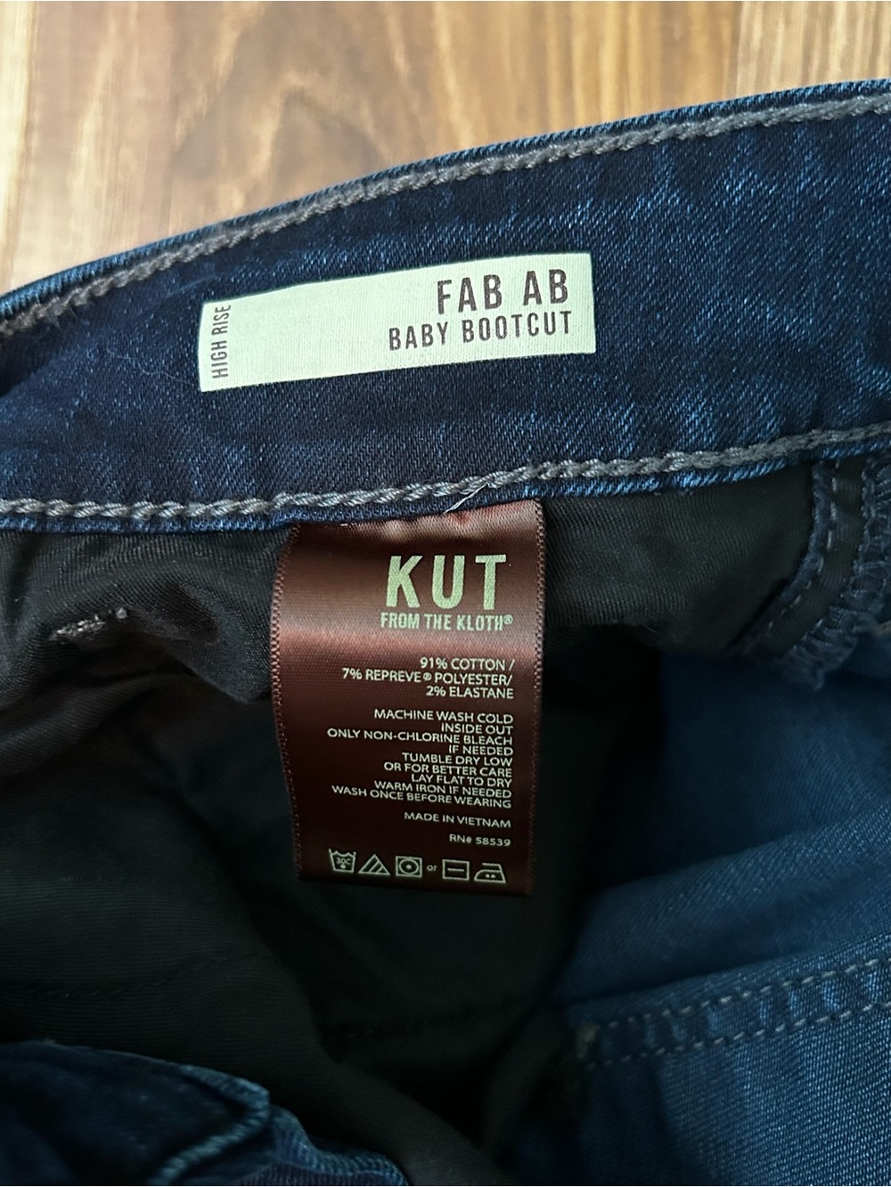 Kut from the Kloth Baby Bootcut Jeans - Picture 4 of 4